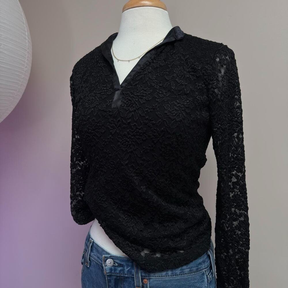 Vintage 90s Jonathan Martin black floral lace v-neck long sleeve top small